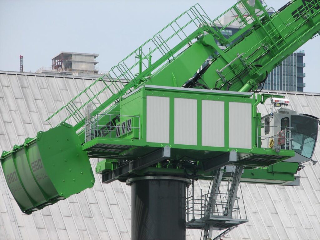 Redpath expects to see significant savings in energy costs as a result of the efficient lifting capability of SENNEBOGEN’s counterbalanced design.