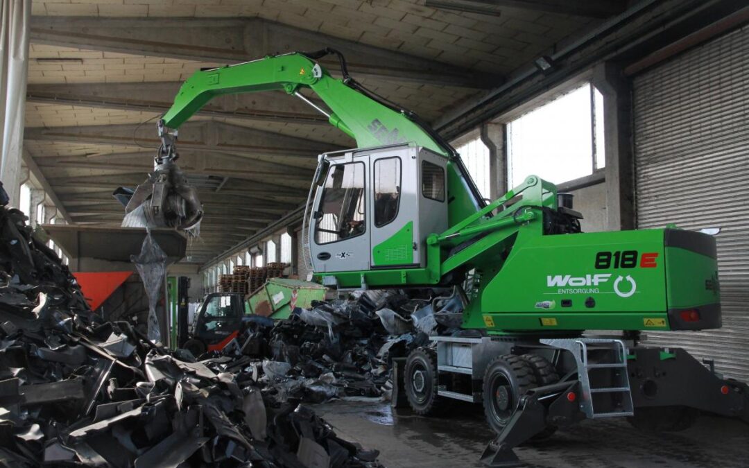 A Single Source For Recycling: The SENNEBOGEN 818 M E-Series At Wolf Disposal For Purpose-Built Right-Sized Energy Efficient Equipment