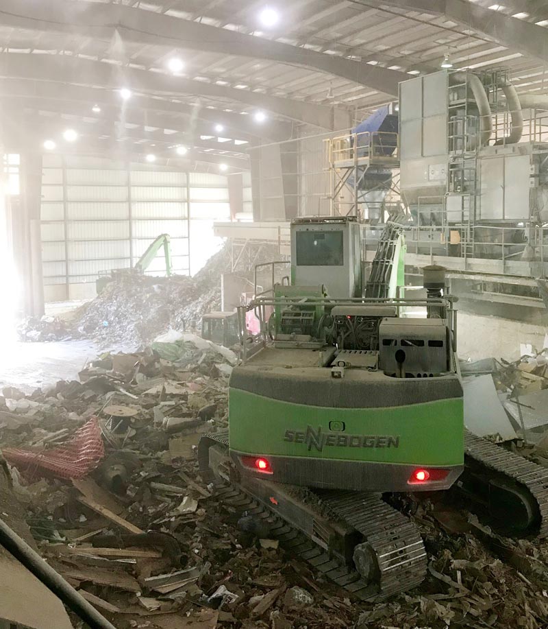The benefits of a self-cleaning reversing fan is really obvious. There is so much debris and fine dust that you can hardly see the other 818 across the way.