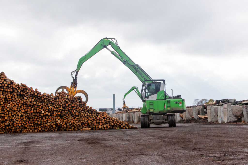 The two 730 M-HDs work together on the sorting line in three-shift operation.