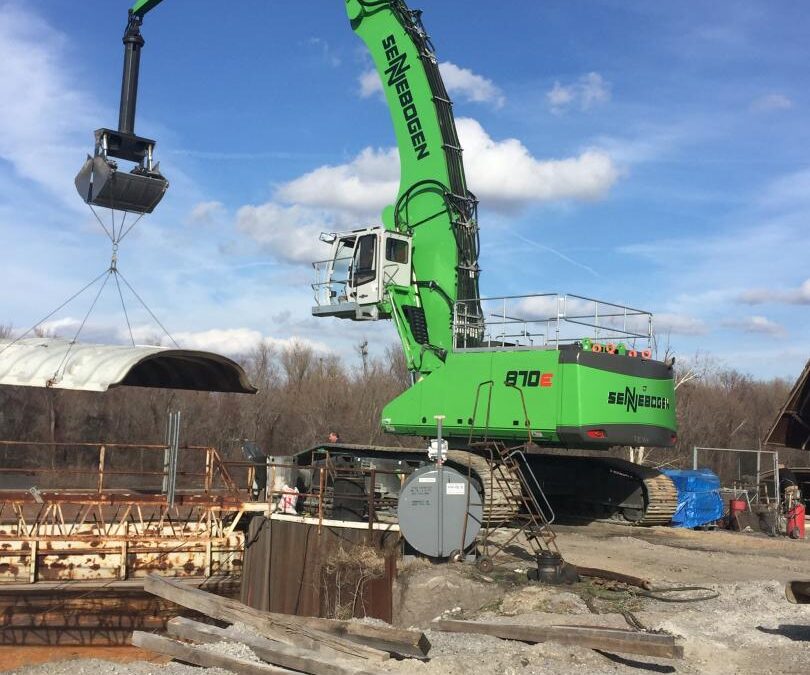SENNEBOGEN 870 R-HD Material Handler Gives Economic Growth A Lift At Paducah Riverport