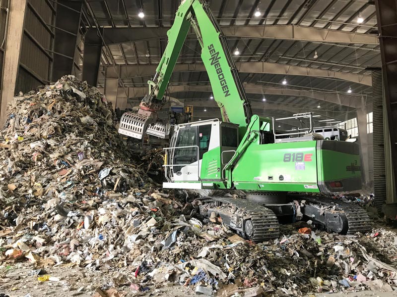 This is what it looks like all the time when 125 to 200 trucks a day bring in waste debris. Downtime is not an option!
