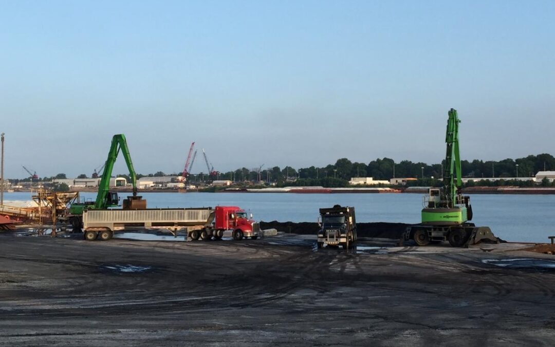 SENNEBOGEN Material Handler Duo Keeps Production Neat and Tidy at Busy Ohio River Terminal