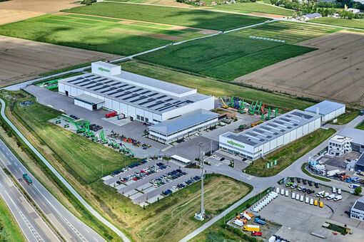 Sennebogen-Customer-Service-Center-Steinach
